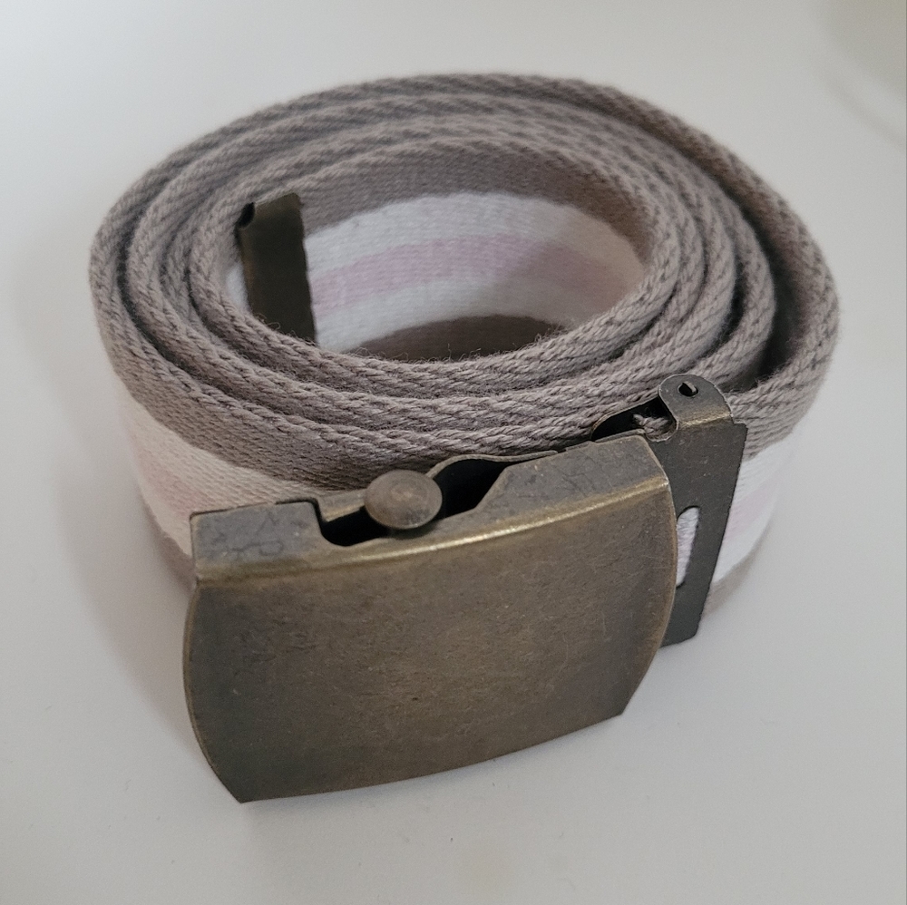 Belts - Picture 2 of 4